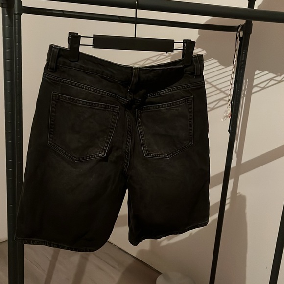 H&M black jorts size: 34EUR - Picture 2 of 3